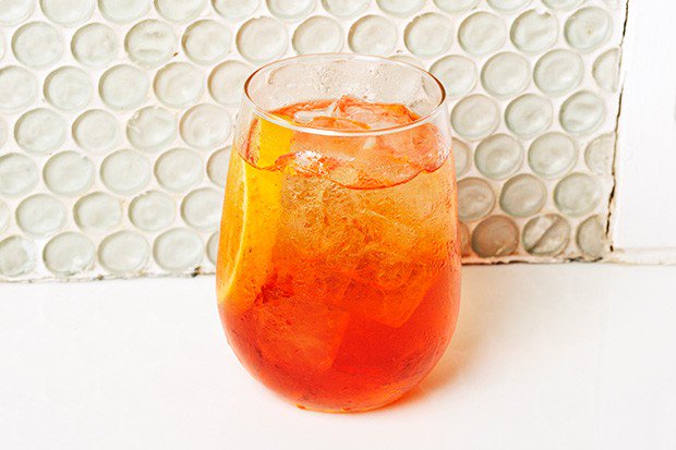 aperol-spritz-compressed